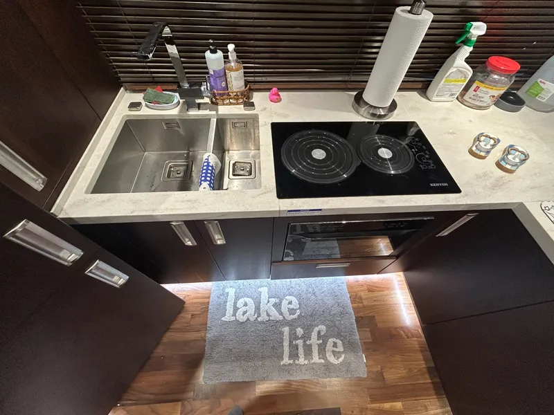 Slide: The Image of 2018 Galeon 560 Sky 56 - 7835556