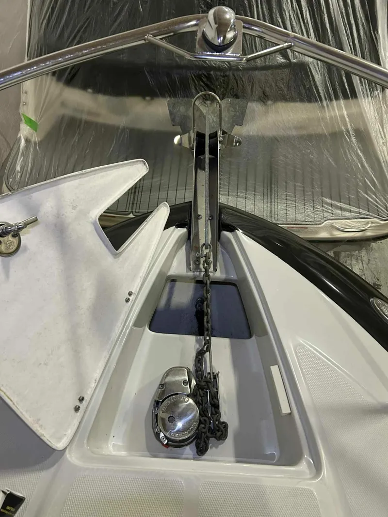 Slide: The Image of 2011 Crownline 280 LPX (28 EP) 28 - 7835725