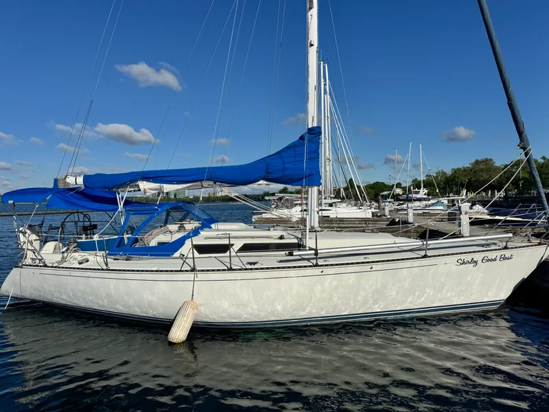 Slide: The Image of 1987 C&C 38 MKIII 38 - 7835766
