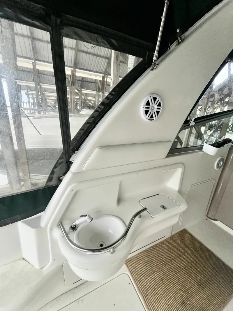 Slide: The Image of 1999 Sea Ray 310 Sundancer 31 - 7836006