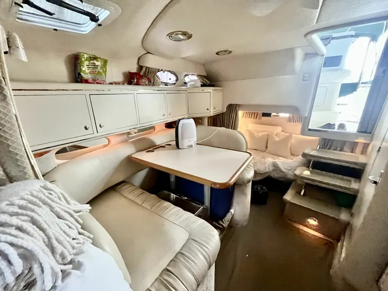 Slide: The Image of 1999 Sea Ray 310 Sundancer 31 - 7836005