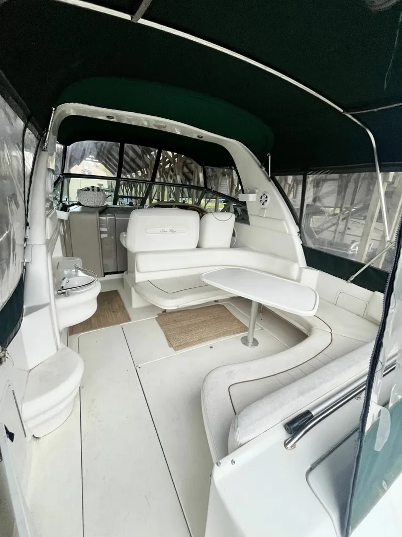 Slide: The Image of 1999 Sea Ray 310 Sundancer 31 - 7836004