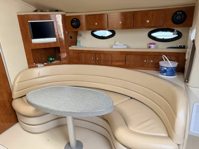 Slide: The Image of 2006 Larson Cabrio 370 37 - 7836178