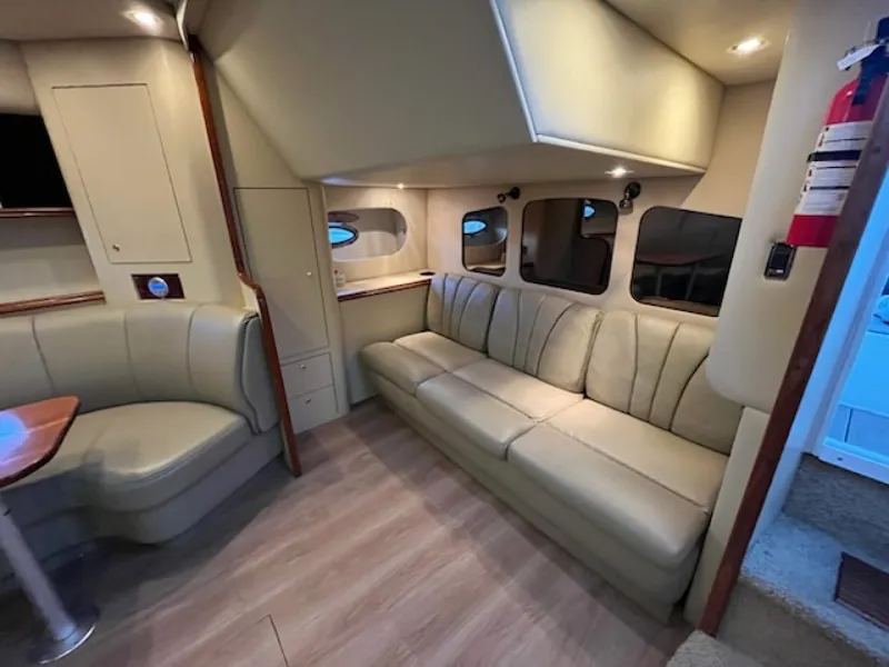 Slide: The Image of 2002 Cruisers Yachts 3672 40 - 7836307