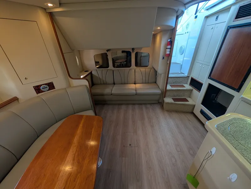 Slide: The Image of 2002 Cruisers Yachts 3672 40 - 7836318