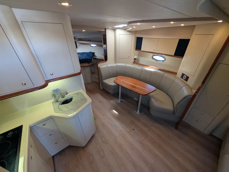 Slide: The Image of 2002 Cruisers Yachts 3672 40 - 7836301