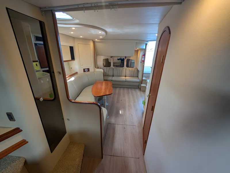 Slide: The Image of 2002 Cruisers Yachts 3672 40 - 7836315