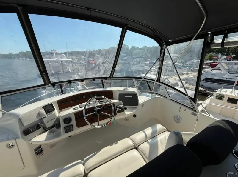 Slide: The Image of 2004 Silverton 43 Motor Yacht 43 - 7836344