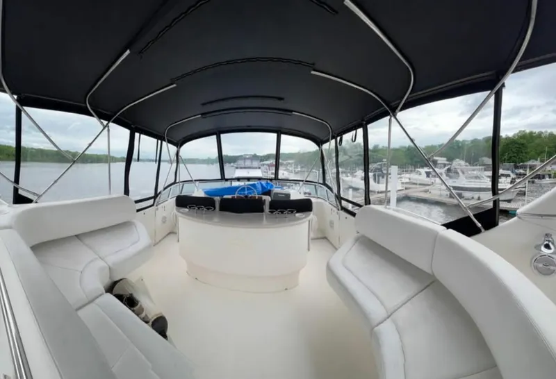 Slide: The Image of 2004 Silverton 43 Motor Yacht 43 - 7836343