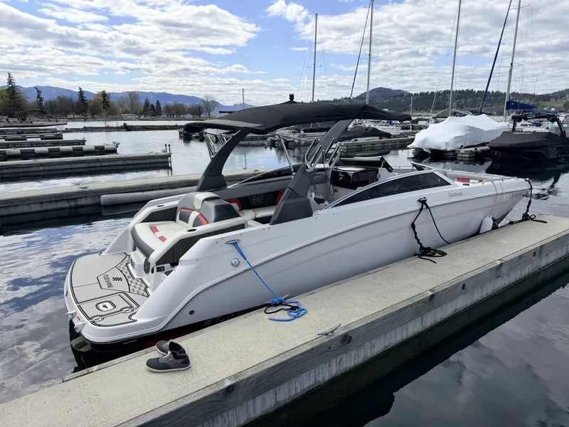 Slide: The Image of 2023 Four Winns HD240 RS Surf 24 - 7836377