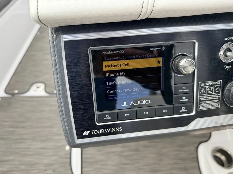Slide: The Image of 2023 Four Winns HD240 RS Surf 24 - 7836397