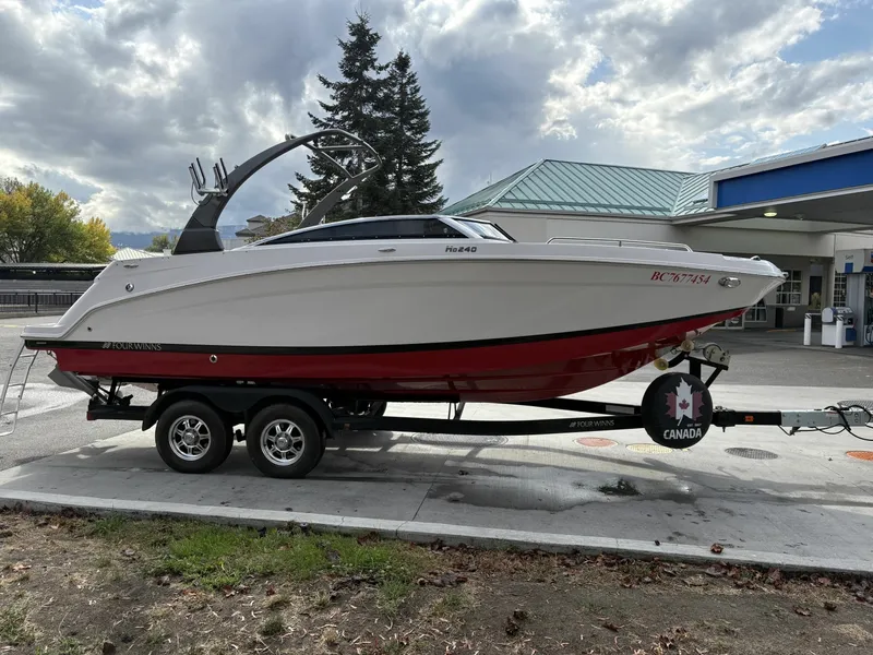 Slide: The Image of 2023 Four Winns HD240 RS Surf 24 - 7836422