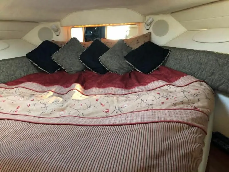 Slide: The Image of 2003 Sea Ray Sundancer 340 34 - 7836476