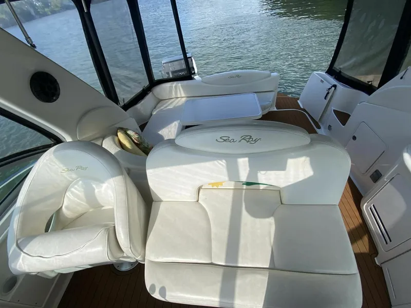 Slide: The Image of 2003 Sea Ray Sundancer 340 34 - 7836469