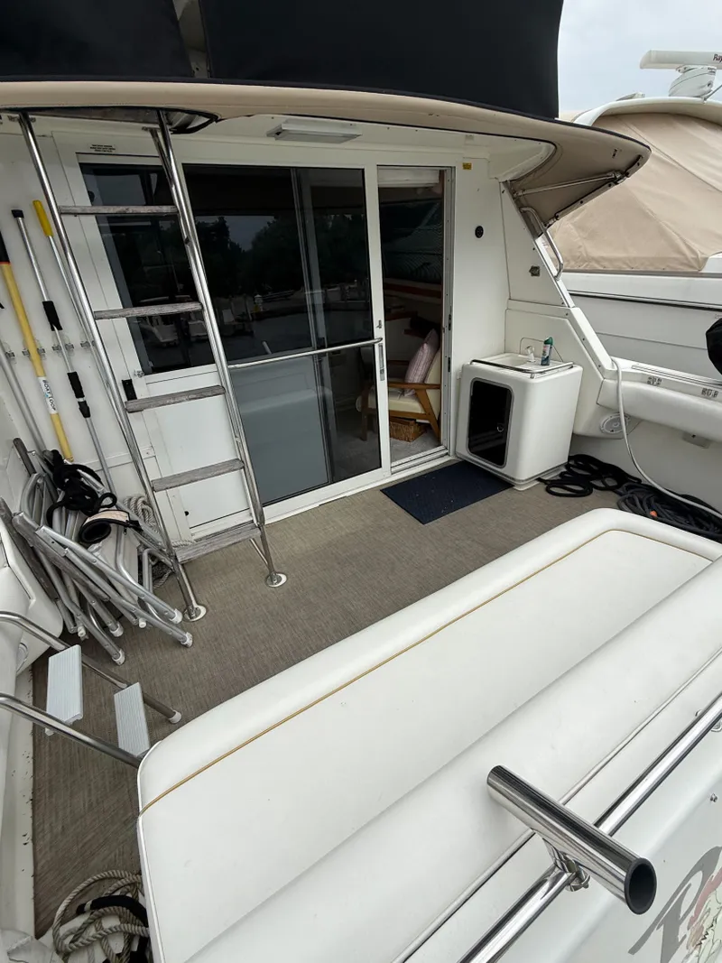Slide: The Image of 1996 Sea Ray 370 Sedan Bridge 37 - 7836482