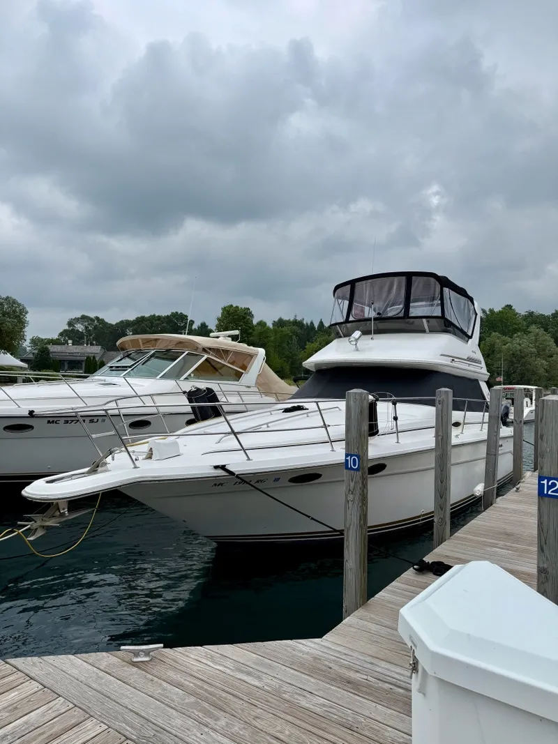 Slide: The Image of 1996 Sea Ray 370 Sedan Bridge 37 - 7836480