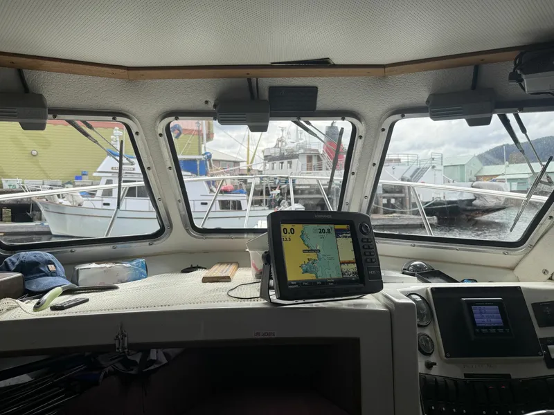 Slide: The Image of 2000 Skagit Orca 27 XLC 27 - 7836539