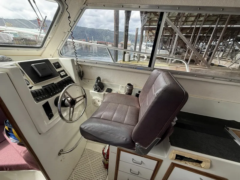Slide: The Image of 2000 Skagit Orca 27 XLC 27 - 7836527
