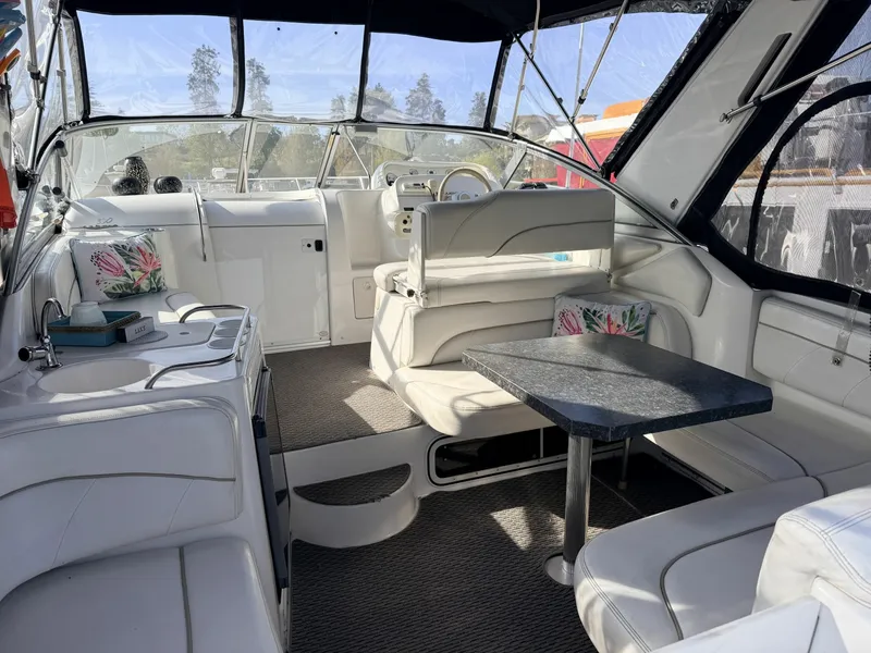 Slide: The Image of 2000 Larson Cabrio 330 33 - 7836560