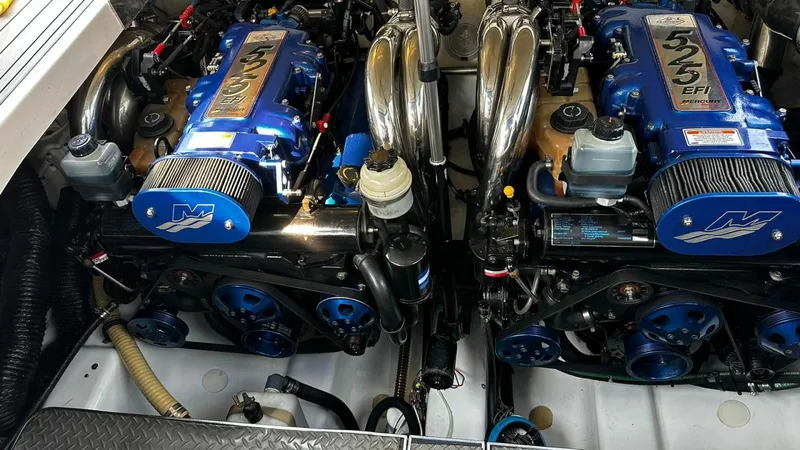 Slide: The Image of 2006 Formula 400 SS 40 - 7836809
