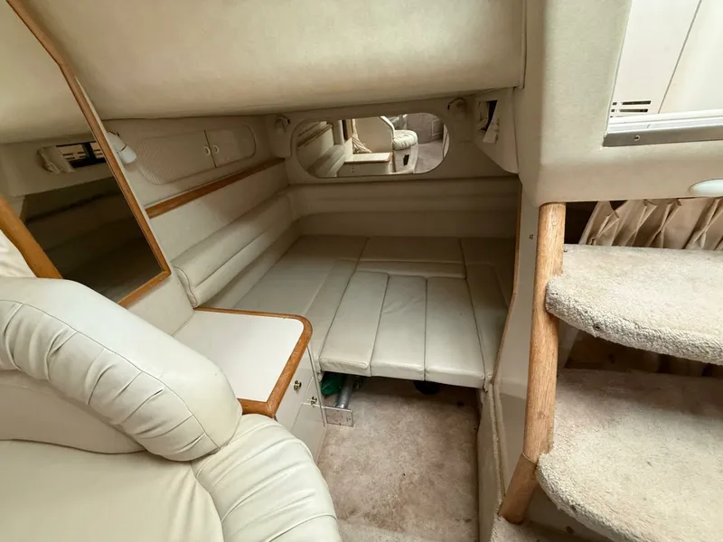 Slide: The Image of 1997 Sea Ray 330 Sundancer 33 - 7836877