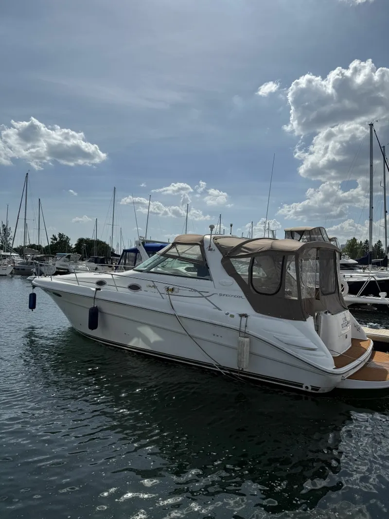 The Image of 1997 Sea Ray 330 Sundancer 33 - 7836817