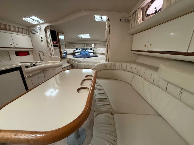 Slide: The Image of 1997 Sea Ray 330 Sundancer 33 - 7836853