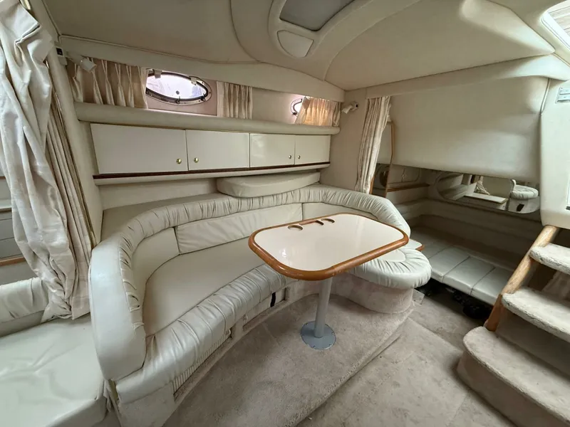 Slide: The Image of 1997 Sea Ray 330 Sundancer 33 - 7836869