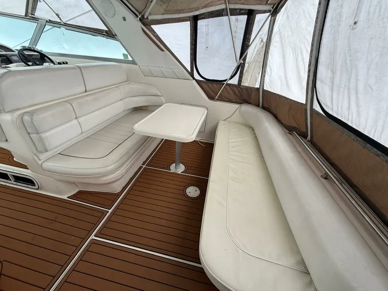 Slide: The Image of 1997 Sea Ray 330 Sundancer 33 - 7836820