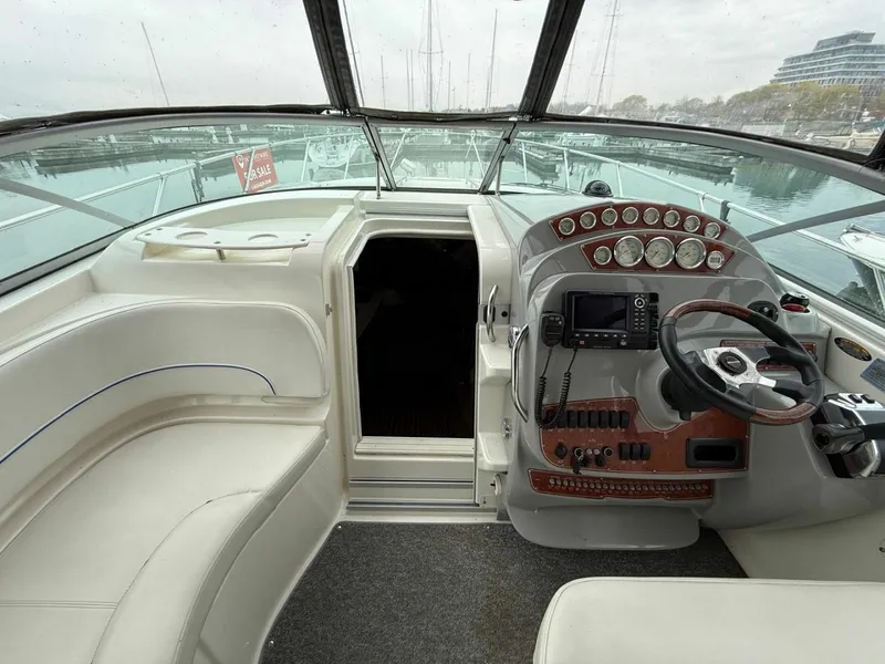 Slide: The Image of 2008 Bayliner 320 Express Cruiser 32 - 7836921
