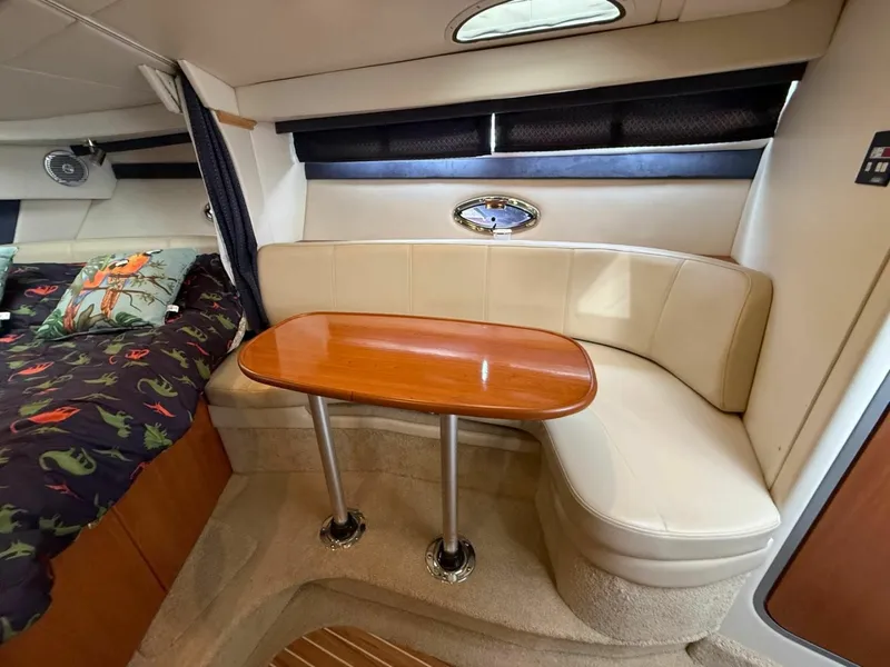 Slide: The Image of 2008 Bayliner 320 Express Cruiser 32 - 7836925