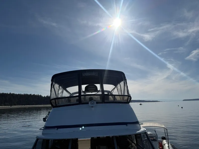 Slide: The Image of 1985 Bayliner 3870 Motoryacht 38 - 7836965