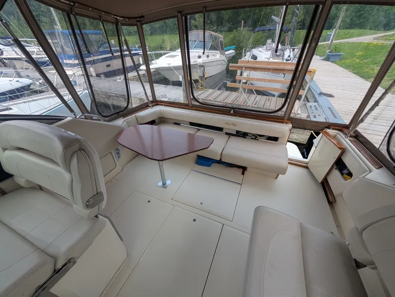 Slide: The Image of 1986 Sea Ray 300 Weekender 30 - 7837038