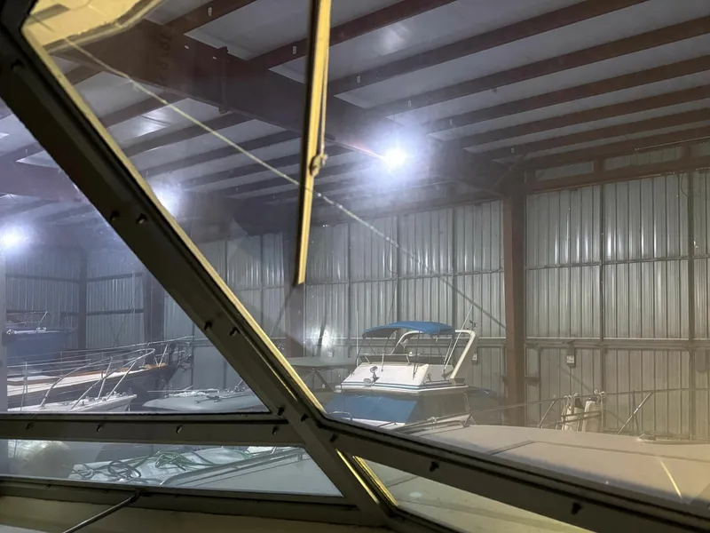 Slide: The Image of 1977 Pacemaker FB Motor Yacht 40 - 7837095