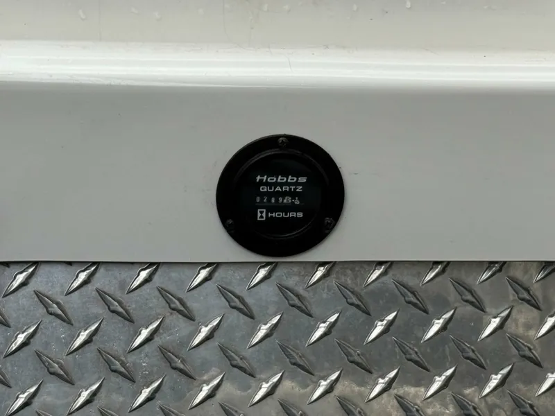 Slide: The Image of 2005 Cobalt 343 34 - 7837175