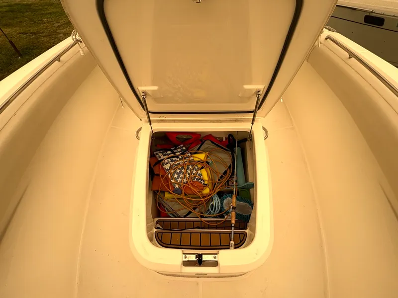 Slide: The Image of 2018 Boston Whaler 280 Outrage - 7837496