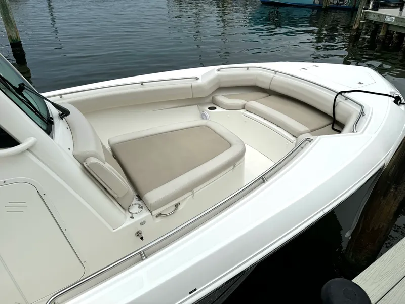 Slide: The Image of 2018 Boston Whaler 280 Outrage - 7837455