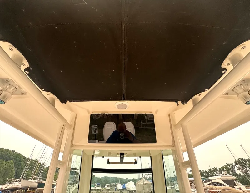 Slide: The Image of 2018 Boston Whaler 280 Outrage - 7837485
