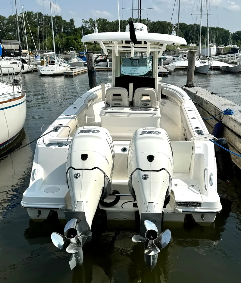 Slide: The Image of 2018 Boston Whaler 280 Outrage - 7837431
