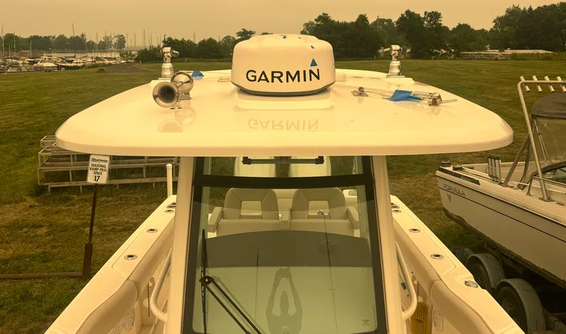 Slide: The Image of 2018 Boston Whaler 280 Outrage - 7837479