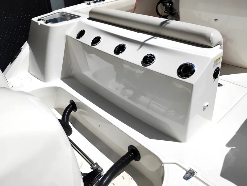 Slide: The Image of 2018 Boston Whaler 280 Outrage - 7837446