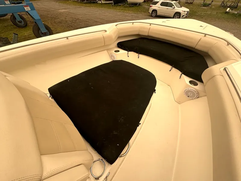 Slide: The Image of 2018 Boston Whaler 280 Outrage - 7837469