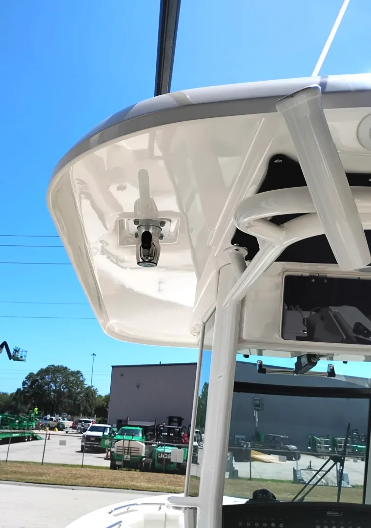Slide: The Image of 2018 Boston Whaler 280 Outrage - 7837444