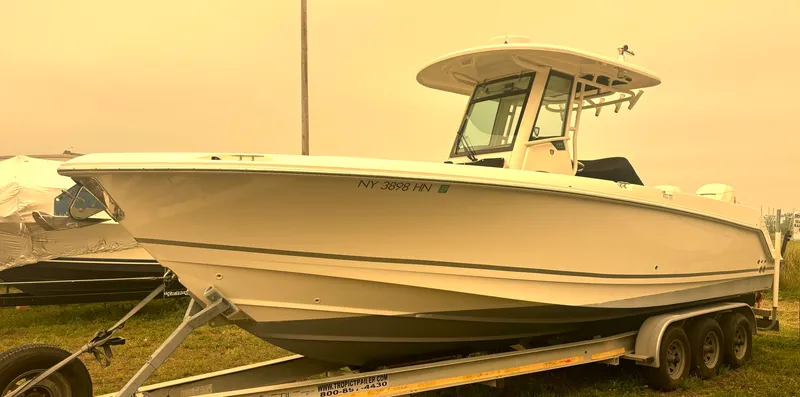 Slide: The Image of 2018 Boston Whaler 280 Outrage - 7837502
