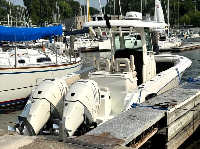 Slide: The Image of 2018 Boston Whaler 280 Outrage - 7837430