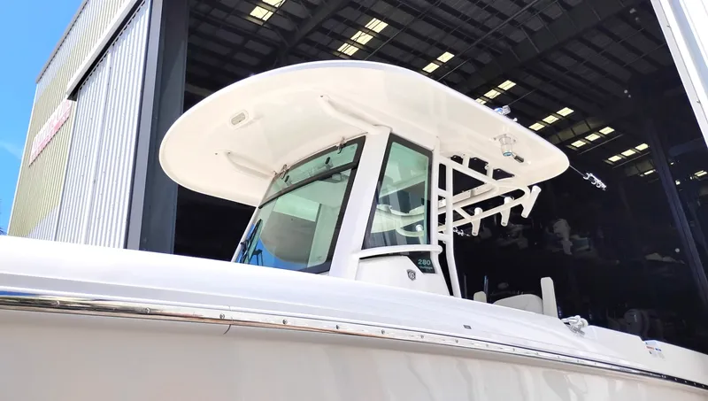 Slide: The Image of 2018 Boston Whaler 280 Outrage - 7837439