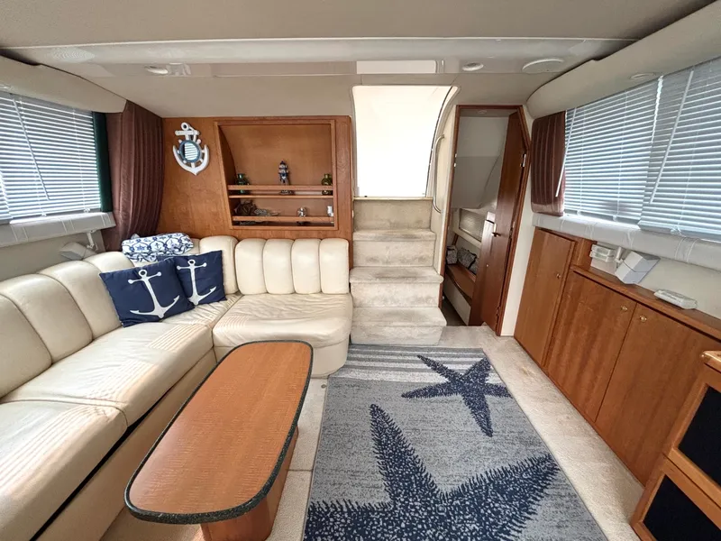 Slide: The Image of 2000 Silverton 422 Motor Yacht - 7837562
