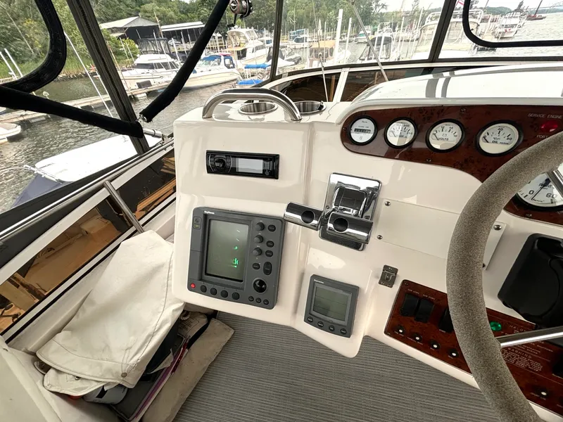 Slide: The Image of 2000 Silverton 422 Motor Yacht - 7837555
