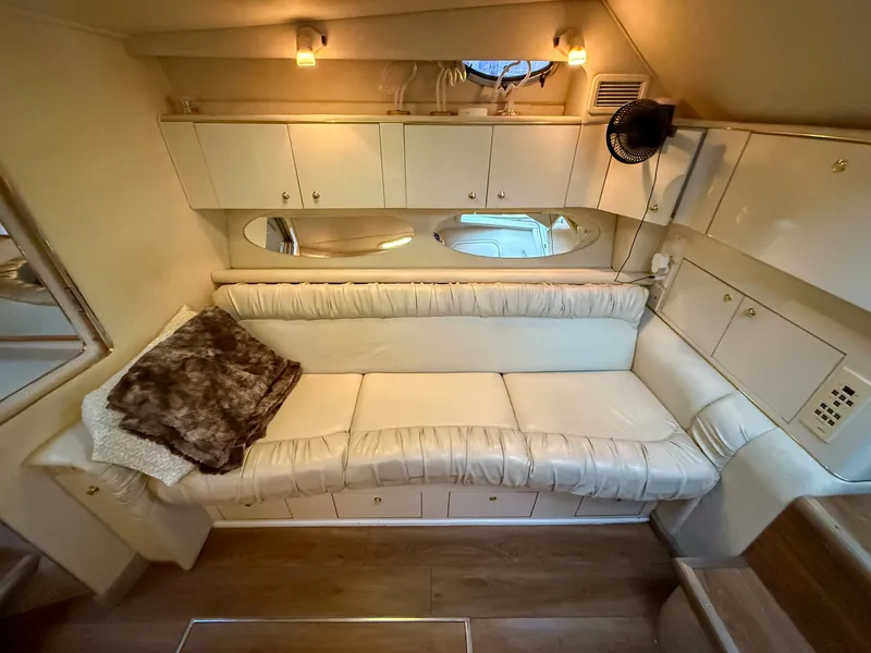 Slide: The Image of 1997 Sea Ray 330 Express Cruiser - 7837858