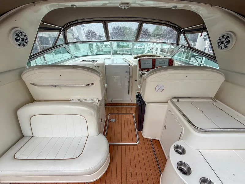 Slide: The Image of 1997 Sea Ray 330 Express Cruiser - 7837849